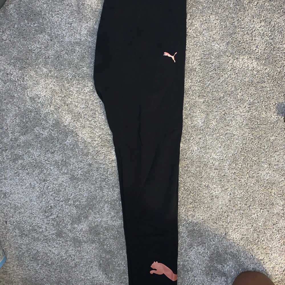 Black and Rose gold cotton leggings. Fashionable and cozy
